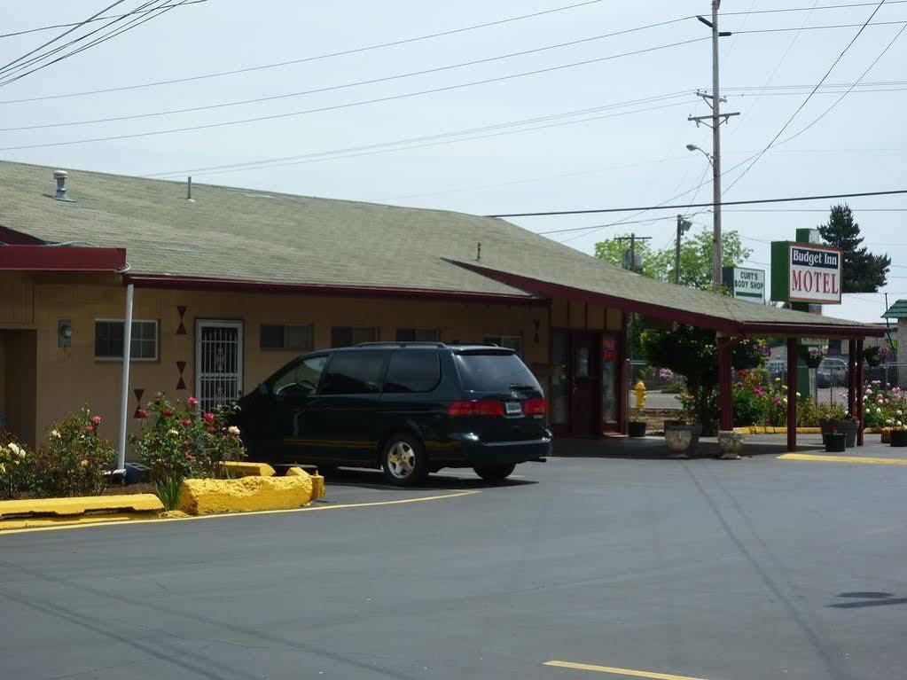 Budget Inn Motel วูดเบิร์น ภายนอก รูปภาพ