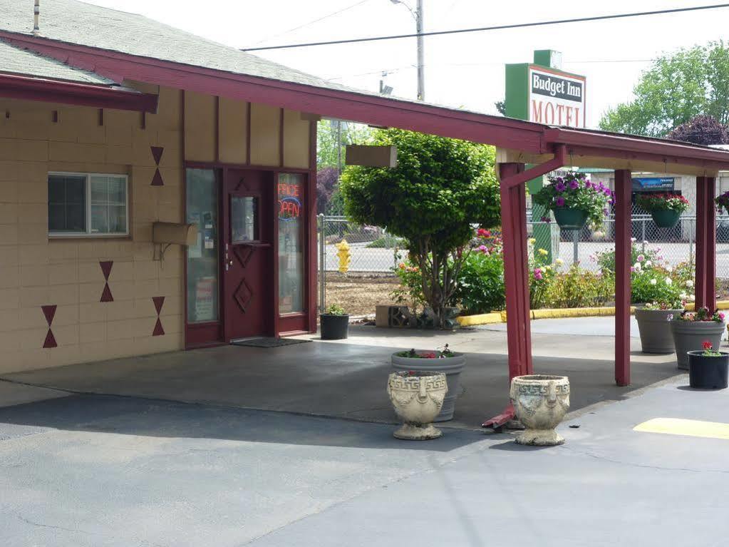 Budget Inn Motel วูดเบิร์น ภายนอก รูปภาพ